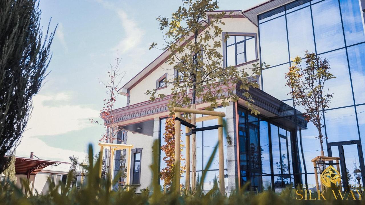 Boutique Hotel Silk Way Turkistan Ngoại thất bức ảnh