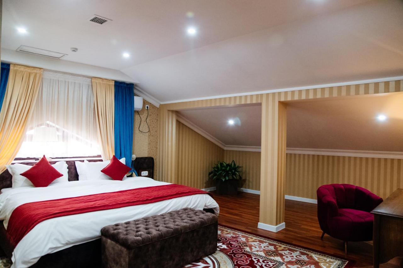 Boutique Hotel Silk Way Turkistan Ngoại thất bức ảnh
